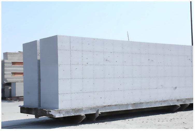 靖西加气块 加气砌块 轻质砖气孔结构及其影响因素